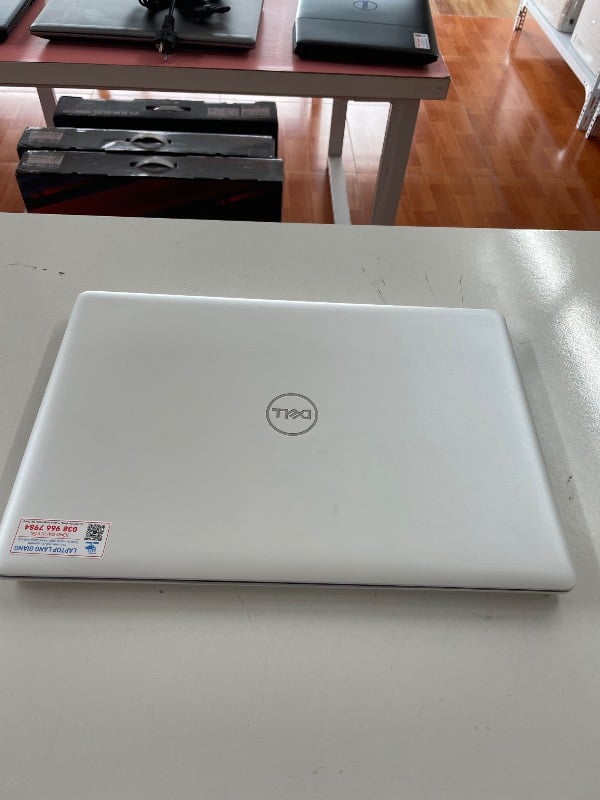 Laptop Dell inspiron 3583
