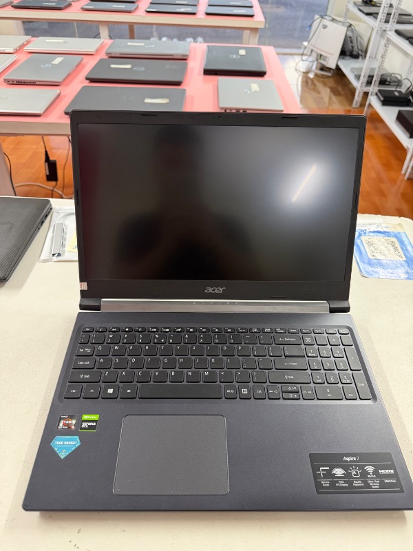 Acer Aspire 7