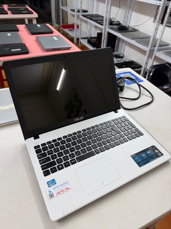 Laptop Asus văn phòng