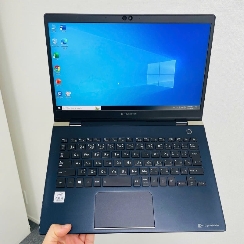 Toshiba Dynabook G83