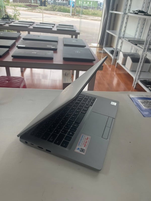 Dell Latitude 5310