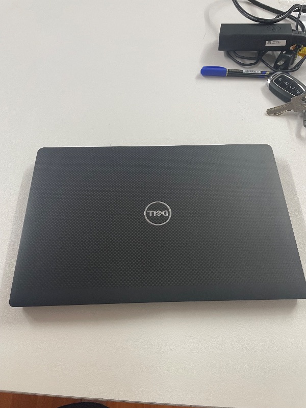 Laptop Dell Latitude 7320