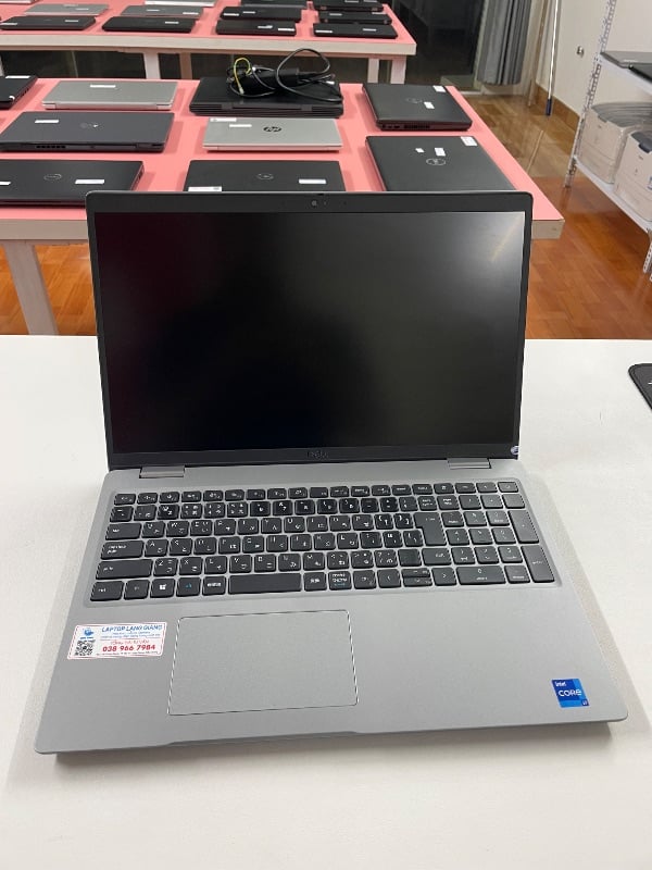Laptop Dell Latitude 5520