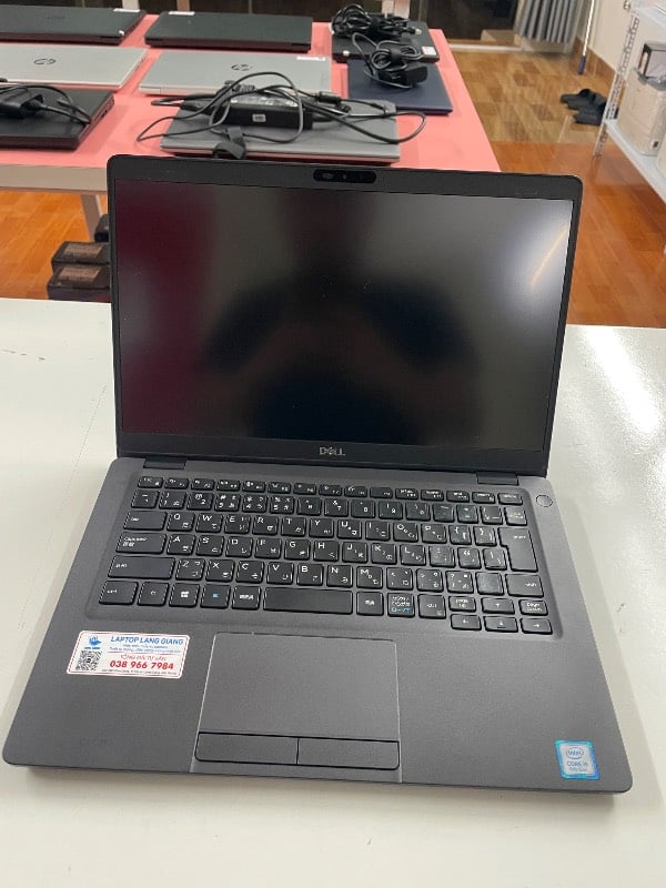 Laptop Dell Latitude 5300