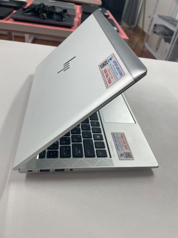 Laptop HP Elitebook 830G7