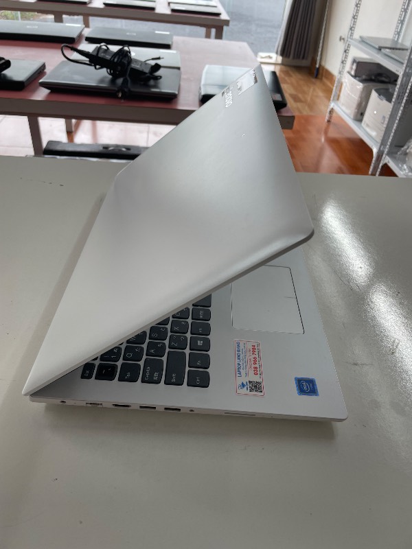 Laptop Lenovo Ideapad 320