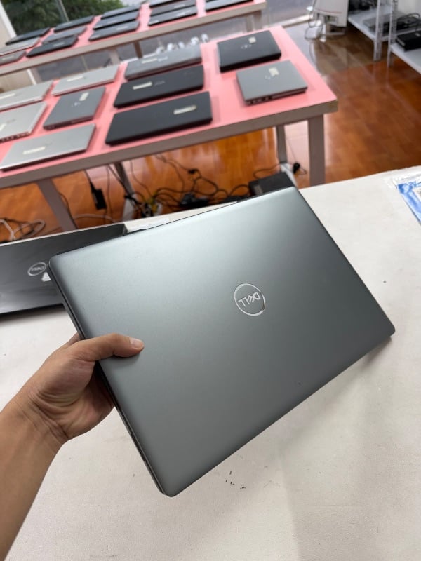 Dell Precision 7550 I9