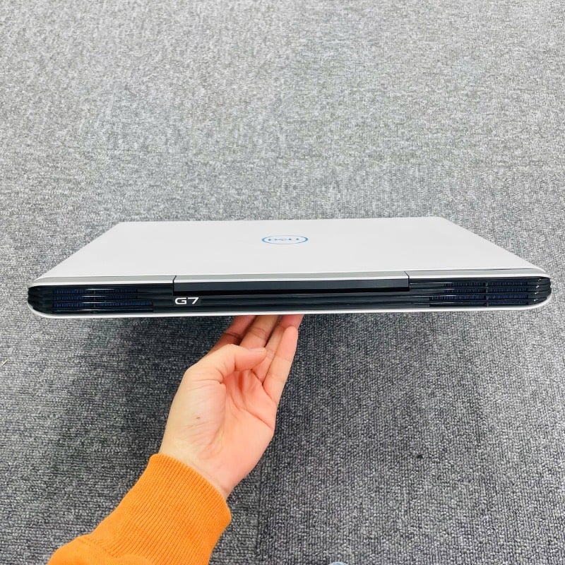 Laptop Dell Gaming G7 7588