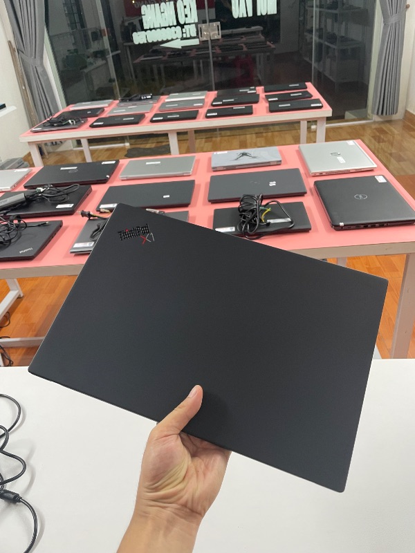 Thinkpad X1 Carbon Gen 8