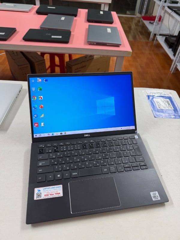 Dell Vostro 5300