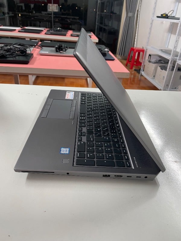 HP Zbook 15G6