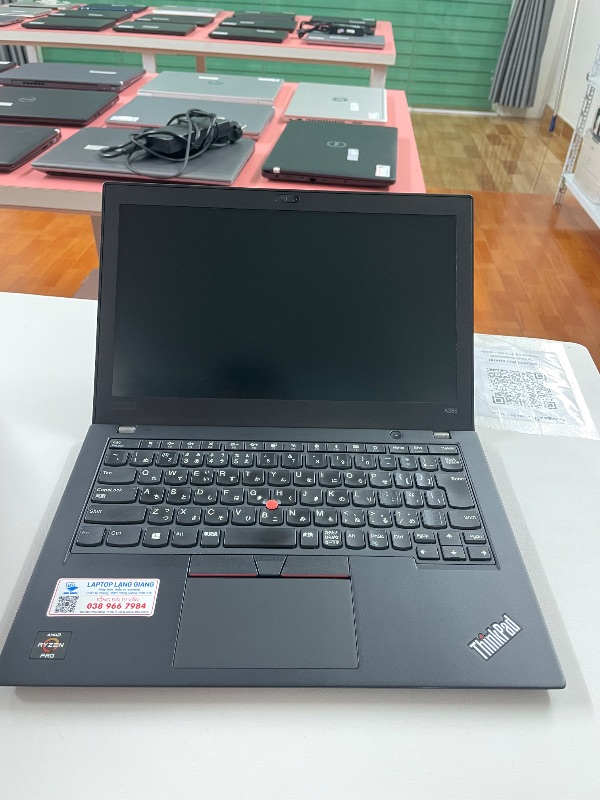 Thinkpad A285