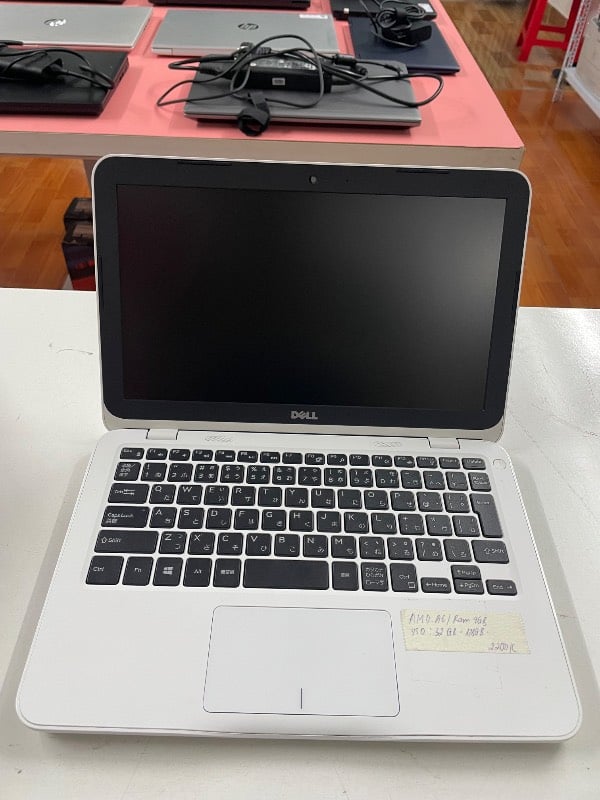 Laptop Dell Inspirion 11