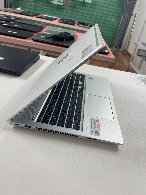 Laptop HP Elitebook 450G7