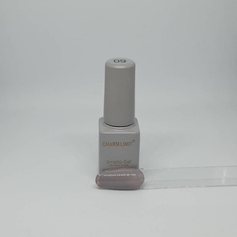 ESMALTE SEMIPERMANENTE 
CHARM LIMIT 09