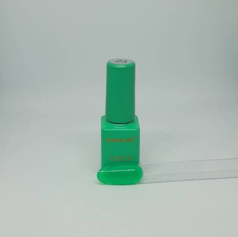 ESMALTE SEMIPERMANENTE 
CHARM LIMIT 23
