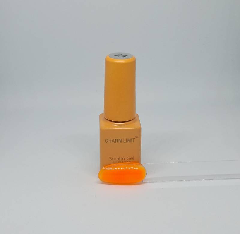 ESMALTE SEMIPERMANENTE 
CHARM LIMIT 24