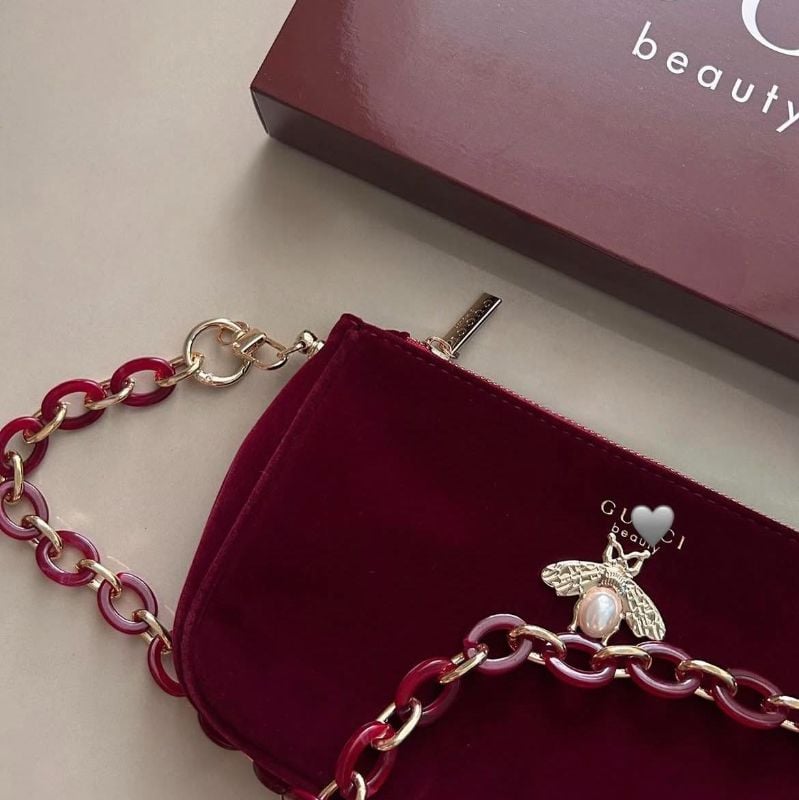 Gucci Shoulder Bag Red