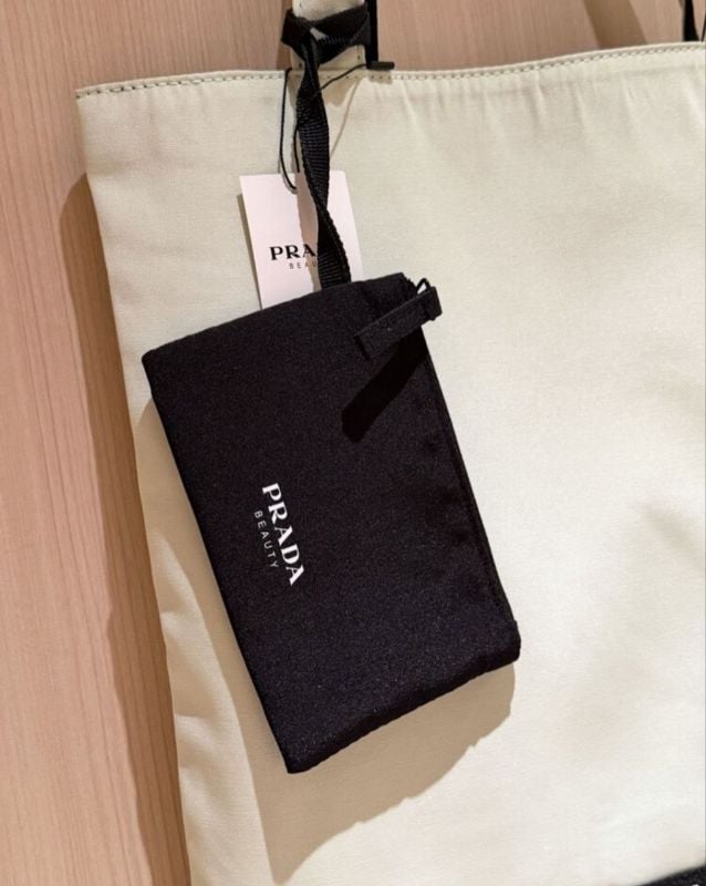 Prada Beauty Mint Green/Black Reversible Tote bag with pouch