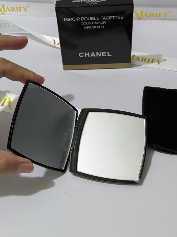 Chanel Mirior Double Facettes Engraved logo