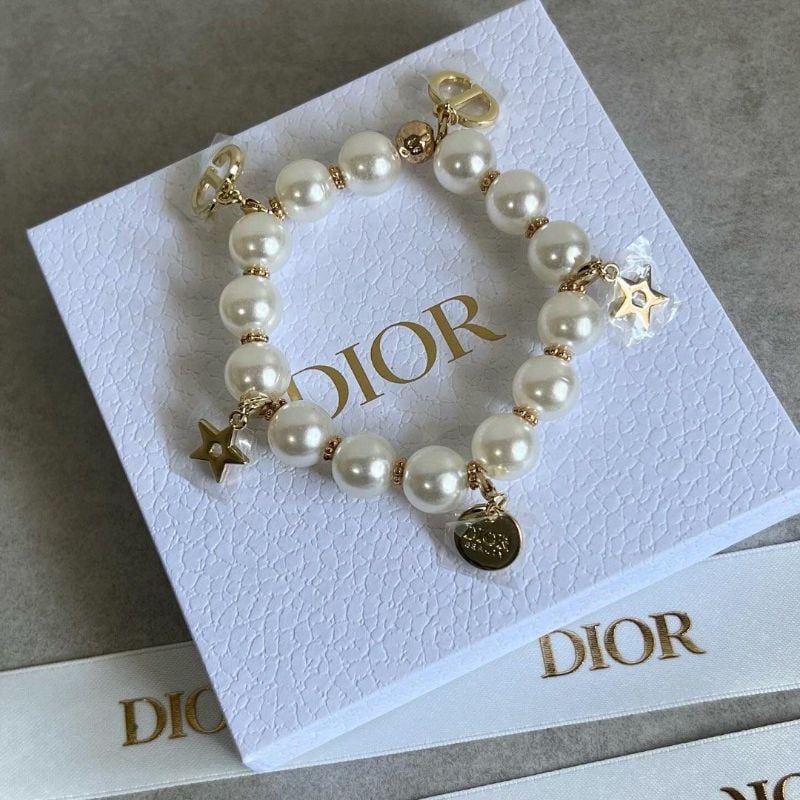 Dior Beaute bracelet