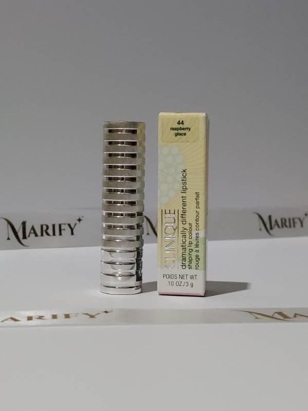 Clinique Dramatically Different™ Lipstick Shaping Lip Colour