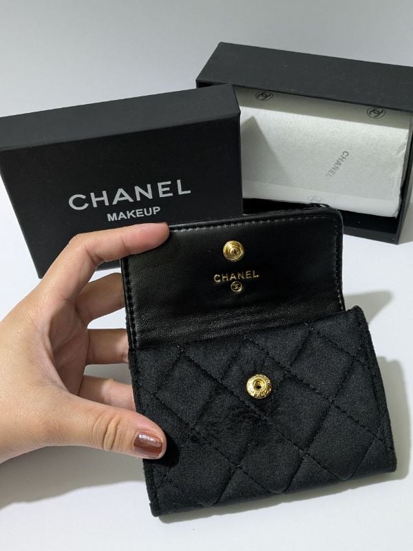 Chanel VIP Gift Black Velvet Quilted Wallet/Card Holder