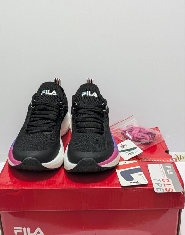 FILA Women XLS Phase LS Black/White
Complete inclusions: Box, replacement lace, tags