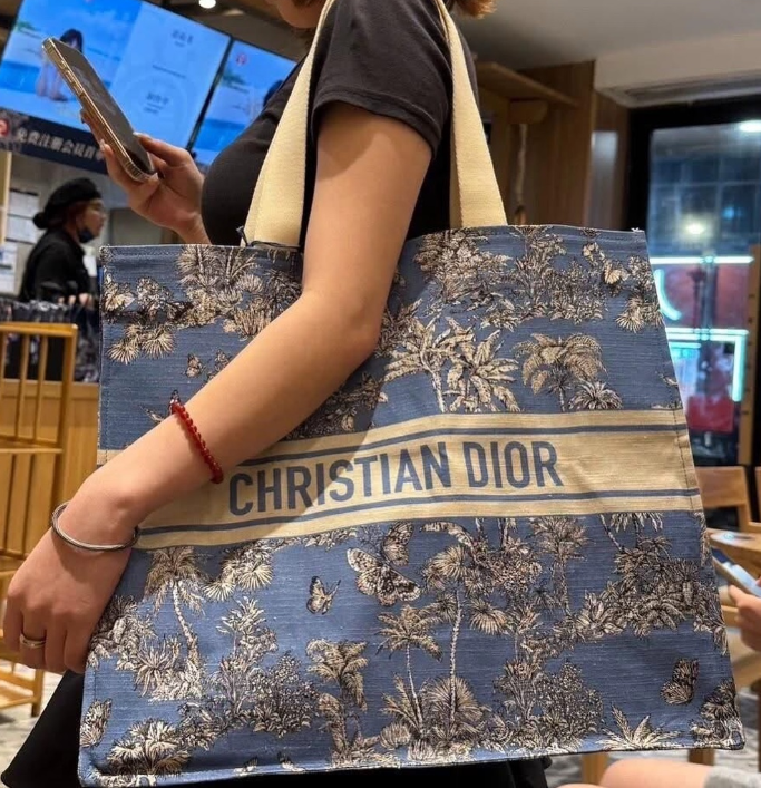 Christian Dior Dioriviera VIP Blue Palm Novelty Tote Bag