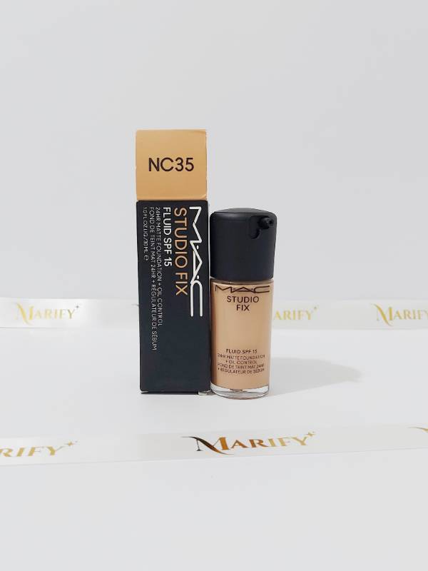 MAC Studio FIx Fluid SPF 15 24HR Matte Foundation + Oil Control NC35
