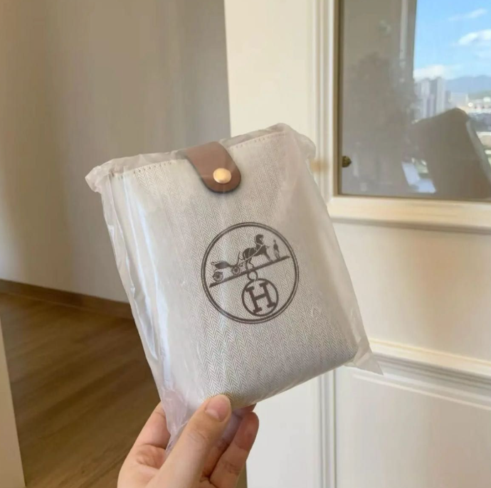 Hermes Sling bag GWP