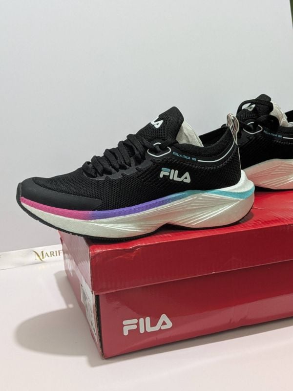 FILA Women XLS Phase LS Black/White
Complete inclusions: Box, replacement lace, tags