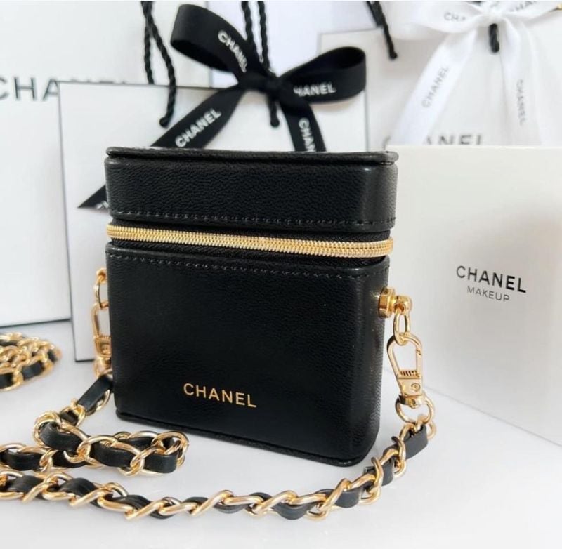 Chanel Novelty GWP Lipstick Bag/ Wallet on Chain