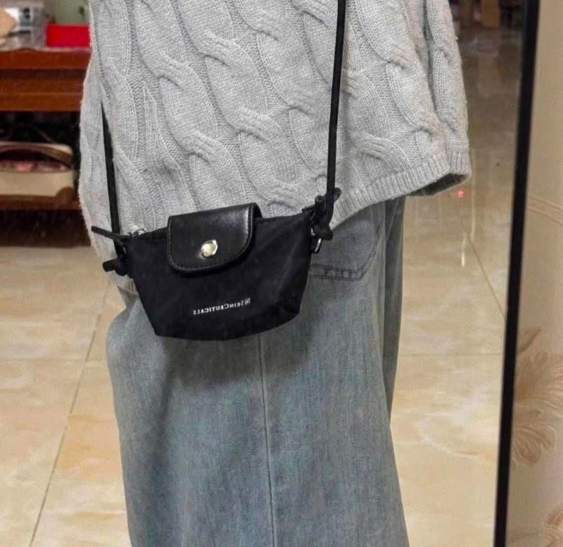 Skinceuticals Mini sling bag GWP