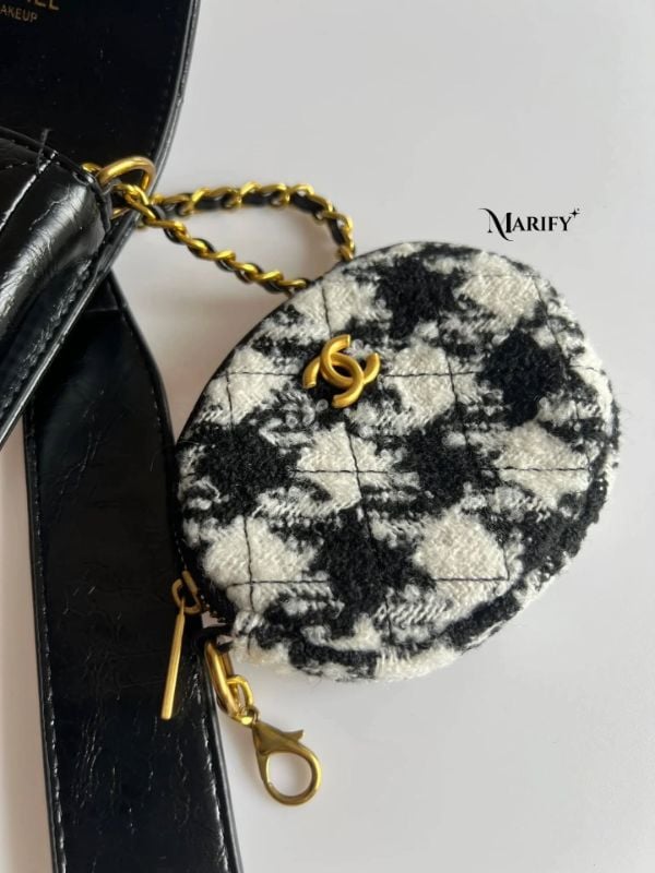 Chanel VIP Crossbody Phone/Bag with coin purse