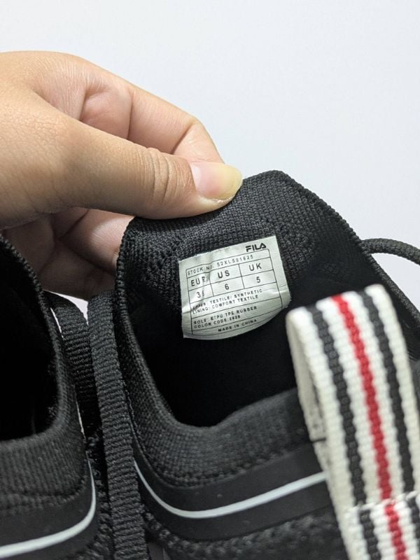 FILA Women XLS Phase LS Black/White
Complete inclusions: Box, replacement lace, tags
