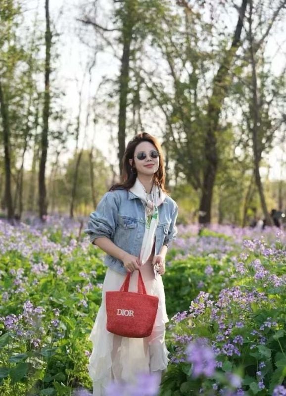 Dior Parfums Collection Woven Exclusive Tote Bag (Red/orange - new design - small)