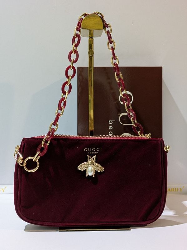 Gucci Shoulder Bag Red