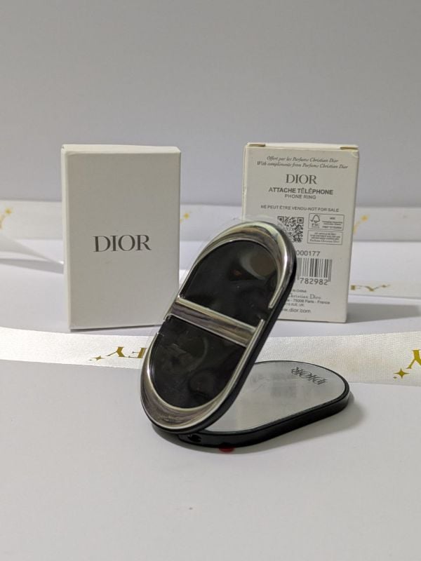 DIOR Beauty CD Logo Phone Ring Holder – Dual Mirror