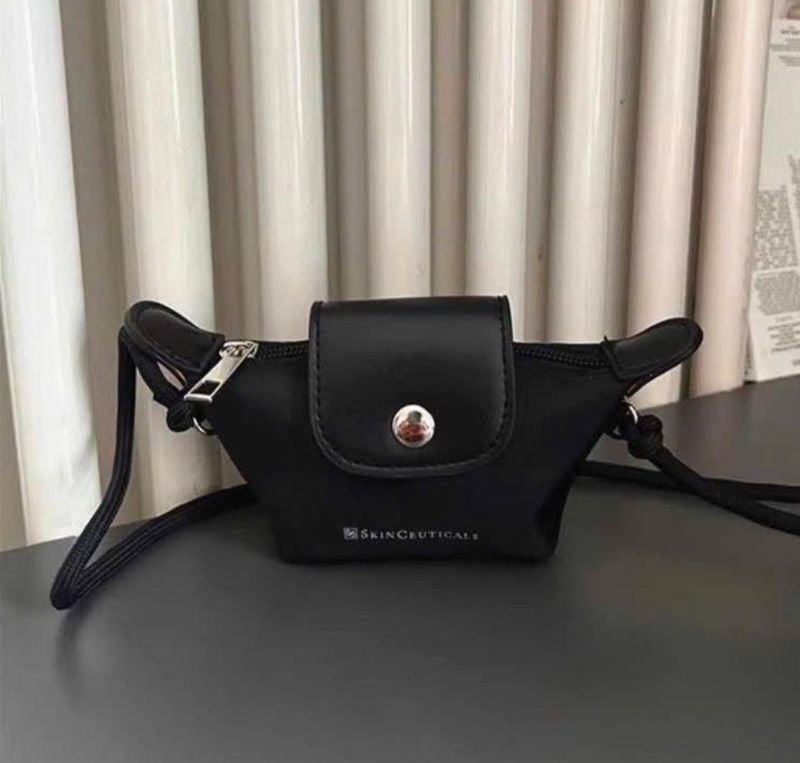 Skinceuticals Mini sling bag GWP