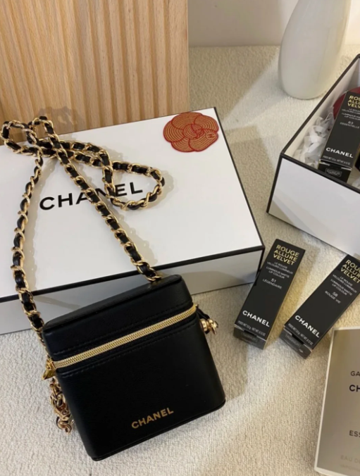 Chanel Novelty GWP Lipstick Bag/ Wallet on Chain