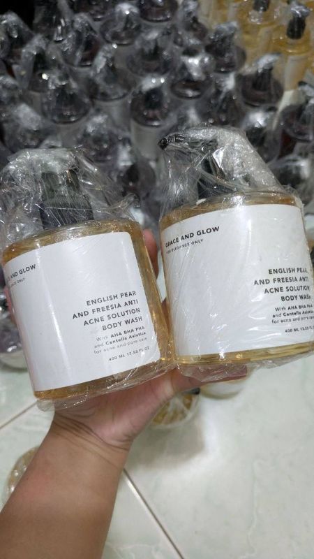 Grace and Glow body wash 400ml