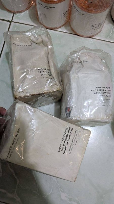 Grace and Glow shampoo 400ml