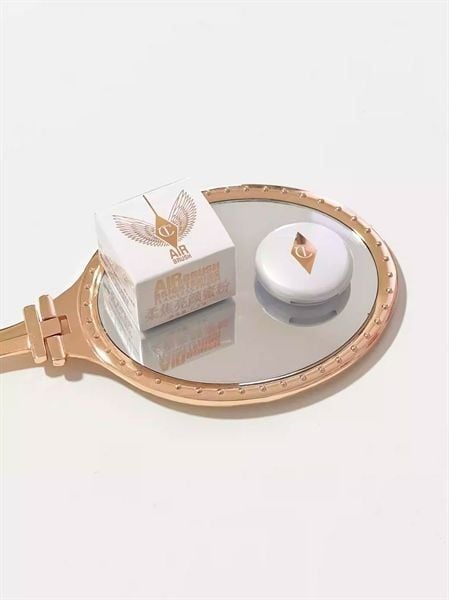 Charlotte Tilbury Mini Airbrush FLawless Brightening Powder AIRRUSH Flawless Finish Brightening Micro