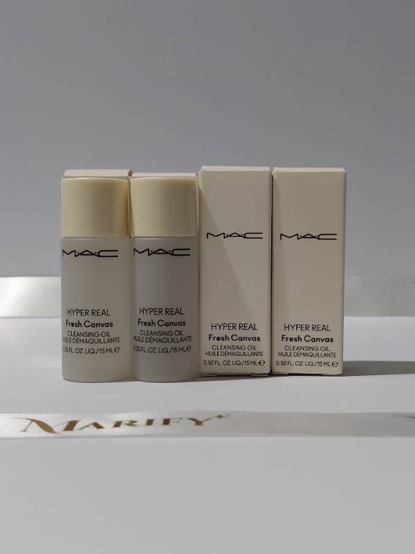 MAC Hyper Real Fresh Canvas Cleansing Oil