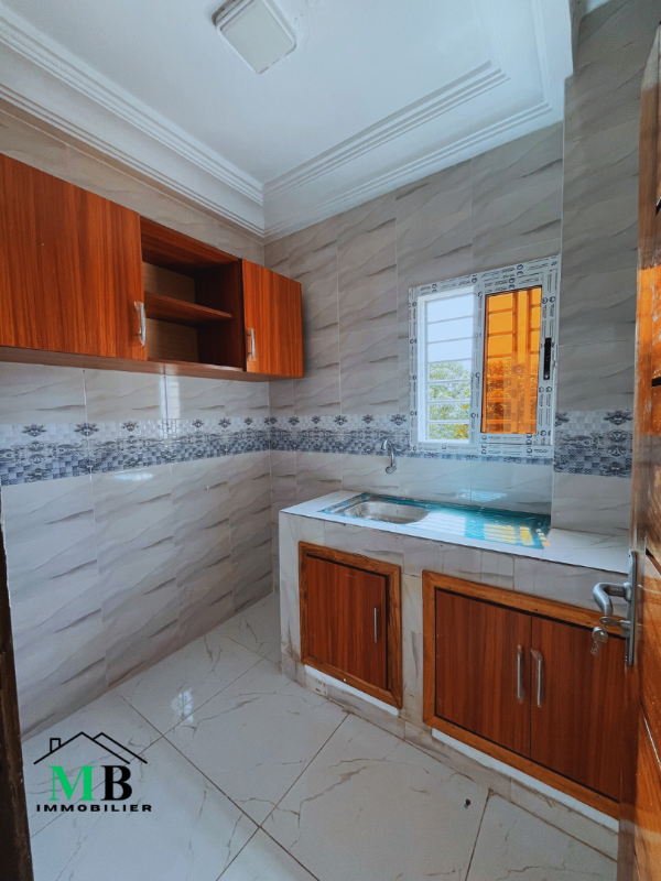 2 PIECES (Chambre Salon)