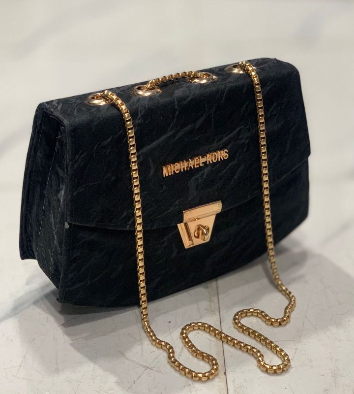 Micheal Kors Cross Body