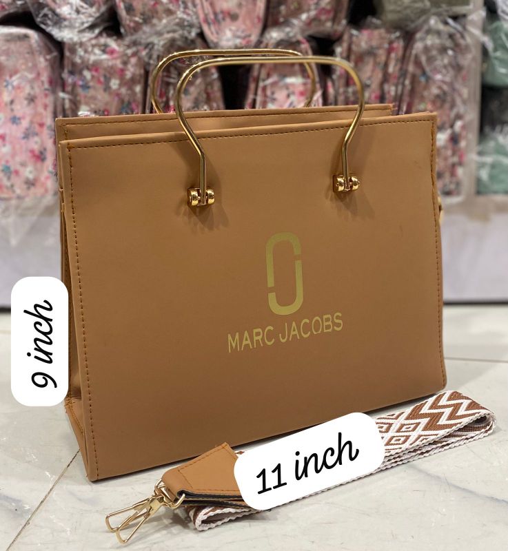 Marc jacobs jumbo file