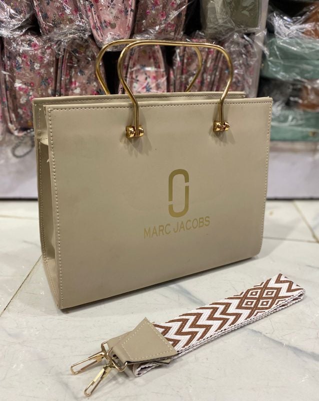 Marc jacobs jumbo file