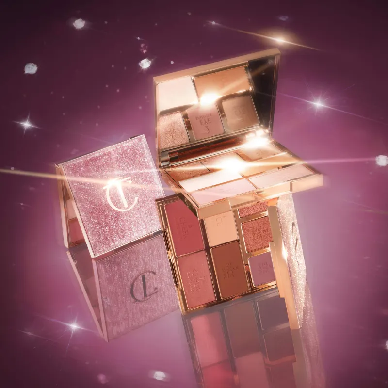 Charlotte Tilbury 
Instant Look In A Makeup Palette